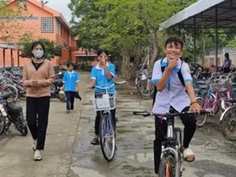 Người thầy gánh đất mở đường học chữ và câu chuyện hơn 200 nhà giáo ở ấp Đai Úi