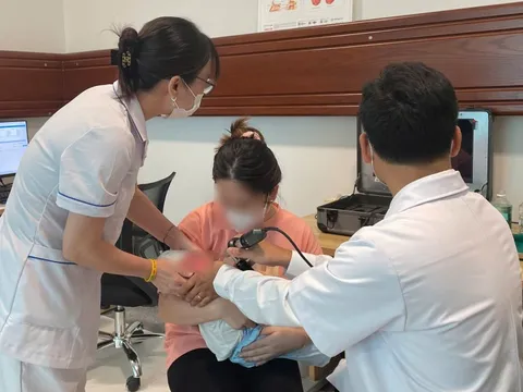 Cuộc sống gia đình đảo lộn vì con mắc cúm A 1