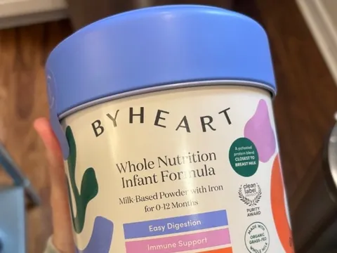 Bộ Y tế yêu cầu rà soát, ngừng sử dụng sữa công thức ByHeart 0