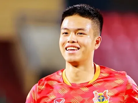 HLV Kim Sang-sik gọi Trần Thành Trung cho SEA Games 33