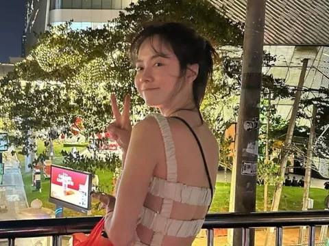 Nữ diễn viên nổi tiếng bị 'vạ lây' vì bố ruột nghi vỡ nợ, không có khả năng chi trả