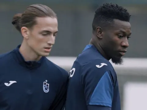 Khoảnh khắc gây sốt của Onana