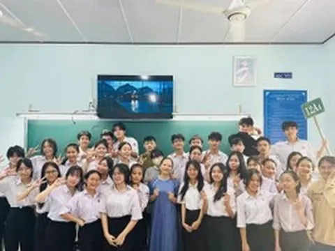 Café ngày mới: Nghề giáo dạy tôi những gì?