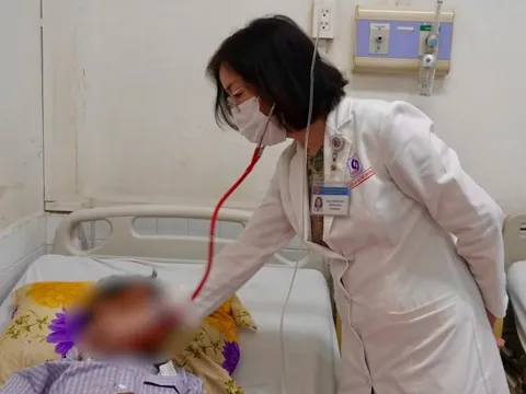 Cúm mùa tăng nhanh ở TP.HCM, nhiều ca nặng do tự dùng thuốc, nhập viện trễ 1