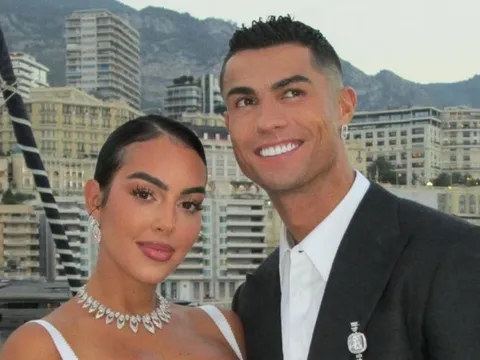 Ronaldo chốt địa điểm làm đám cưới