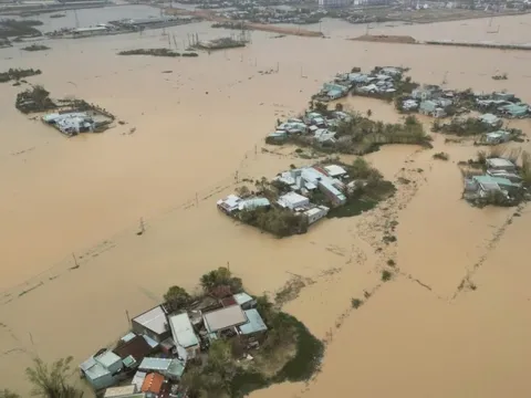 Hà Nội tiếp tục hỗ trợ tỉnh Gia Lai 200 tỷ đồng khắc phục hậu quả mưa lũ