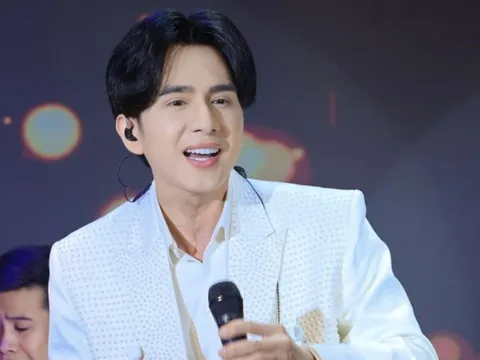 Đan Trường khóa tài khoản sau khi tung sao kê cứu trợ mưa lũ, số tiền 100 triệu gây chú ý