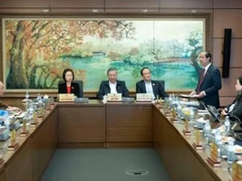 Yêu cầu cấp bách đầu tư mạnh cho giáo dục hiện đại giai đoạn 2026–2035