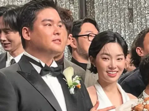 Một cặp đôi diễn viên nổi tiếng đã bí mật tổ chức lễ cưới