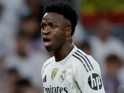 3 ngôi sao Real bất mãn với Xabi Alonso