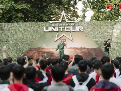Hàng trăm sinh viên Bách Khoa hát “Còn gì đẹp hơn” khép lại hành trình Sao Nhập Ngũ Unitour đáng nhớ