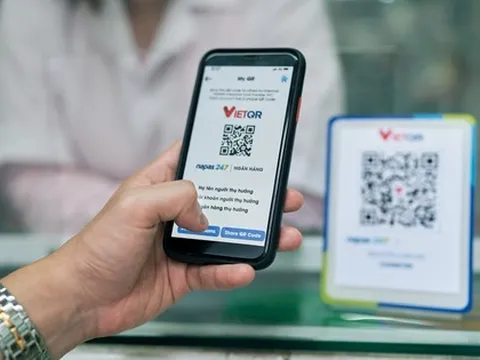 Một ngân hàng thông báo: Thu phí chuyển tiền nhanh 24/7, áp dụng từ đầu tháng 12