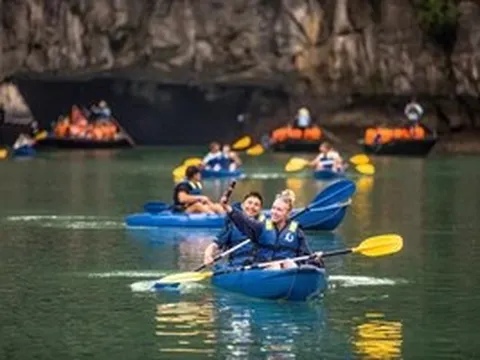 Du lịch Việt Nam đón hơn 19 triệu lượt khách quốc tế trong 11 tháng