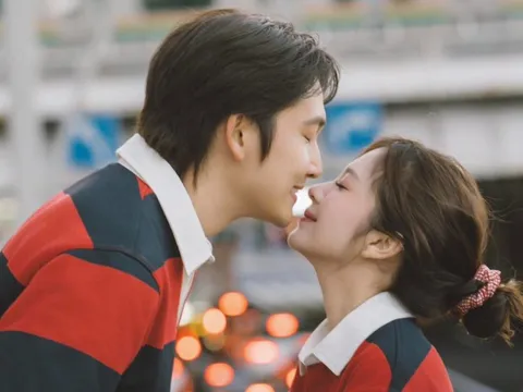 Vợ chồng Đình Tú khoe ảnh 'tình bể bình' ở Nhật Bản hậu đám cưới