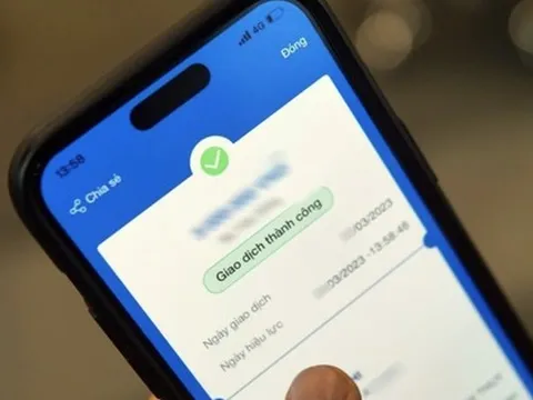 Một ngân hàng thu phí 200.000 đồng/tháng với tài khoản có số dư dưới 3 triệu đồng, nhiều nhà băng khác cũng áp dụng