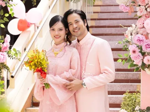 Nam diễn viên Vbiz làm lễ hằng thuận với bạn gái kém 16 tuổi, dàn sao nô nức chúc mừng