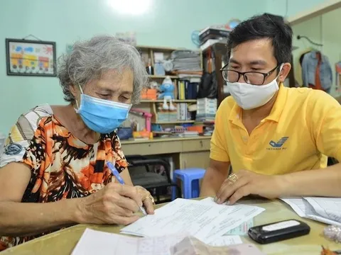 Cử tri đề xuất trợ cấp hưu trí xã hội từ 60 tuổi, Bộ trưởng Y tế nói gì? 0