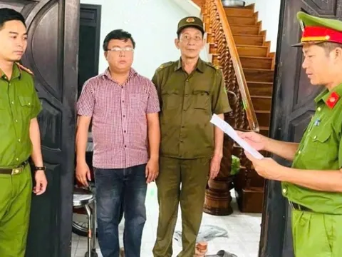 Bắt đối tượng chiếm đoạt hơn 7,3 tỷ đồng tiền bán xăng dầu để cá độ bóng đá