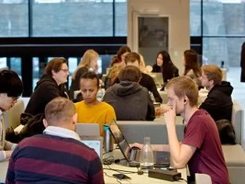 Đan Mạch trả tiền cho sinh viên