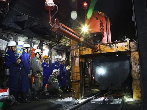 Tỏa sáng những điển hình tiên tiến từ phong trào thi đua yêu nước