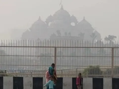 Ấn Độ lắp 10 nghìn máy lọc không khí trong trường học