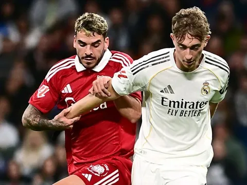 Huijsen đang học cách chịu đòn ở Real Madrid