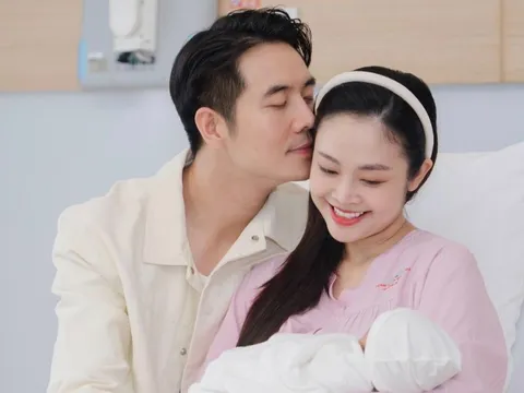 MC Thuỳ Linh tâm sự chuyện sinh con ở tuổi U40, vợ Công Lý nói vỏn vẹn 1 câu