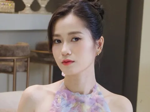 Lâm Vỹ Dạ diện váy ngắn lộ chi tiết quyến rũ 'hớp hồn', khó tin nhan sắc mẹ 2 con