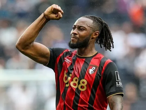 Tiền đạo 65 triệu bảng khiến Premier League dậy sóng