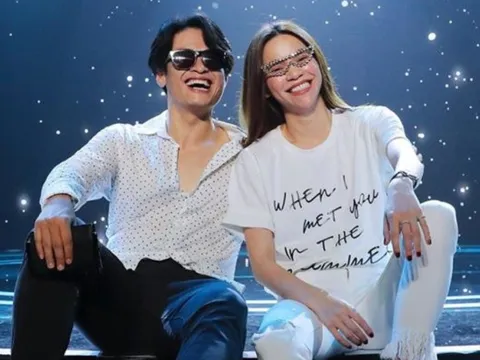 Clip Hồ Ngọc Hà và Hà Anh Tuấn tương tác ở hậu trường gây chú ý