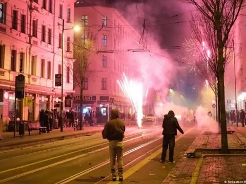 Lời kêu gọi cấm bắn pháo hoa tự phát làm nóng dư luận Đức trước thềm năm mới