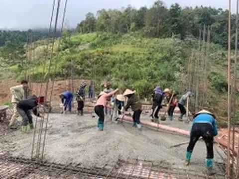 Khắc phục khó khăn đẩy nhanh tiến độ thi công Trường nội trú liên cấp xã Nậm Kè