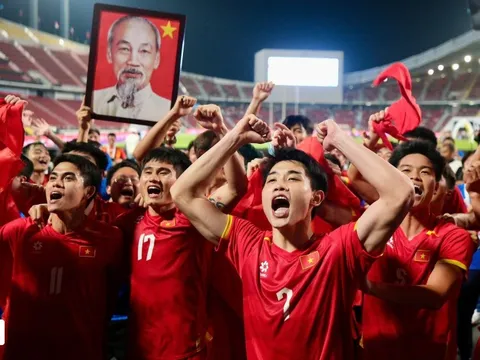 Bóng đá Việt Nam năm 2025 với những ngọt ngào và tiếc nuối