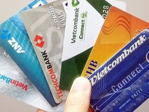 Vietcombank, Agribank, BIDV,... đồng loạt sửa quy định sử dụng thẻ ngân hàng