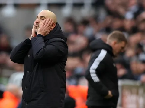 HLV Chelsea có thể từ chức