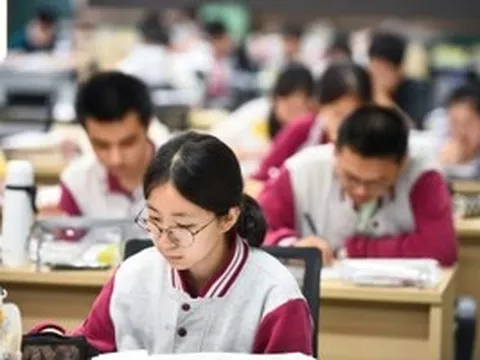 Trung Quốc: Tranh cãi về mô hình luyện thi Hengshui