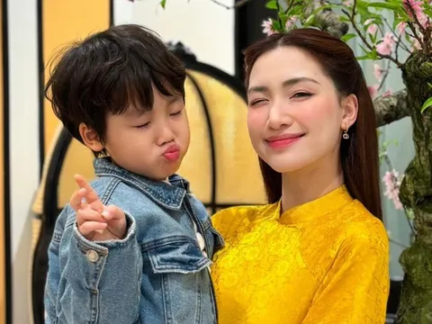 Hòa Minzy lại trả 'tài sản' 7 chữ số cho con trai
