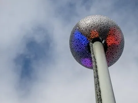 Quả cầu pha lê rơi giữa Times Square, mở ra năm 2026 của nước Mỹ