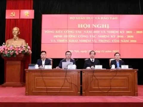 Nóng trong tuần: 10 kết quả GD-ĐT nổi bật; ngành Giáo dục tổng kết nhiệm kỳ 5 năm