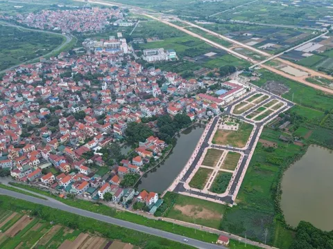 Đu đỉnh mua đất nền, nhà đầu tư giờ vật vã thoát hàng