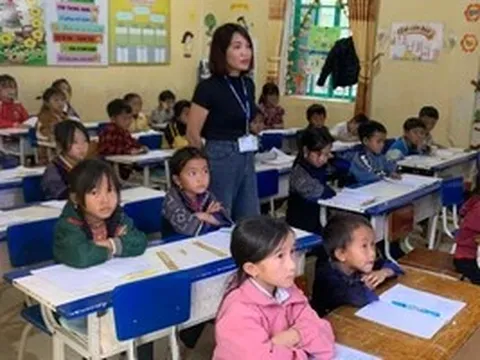 Đưa tiếng Anh trở thành ngôn ngữ thứ hai trong trường học: Không dàn hàng ngang