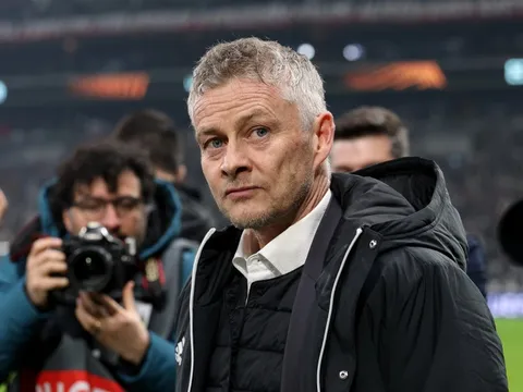 Carrick, Solskjaer vào tầm ngắm của MU