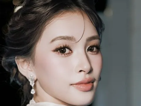 Nhan sắc thăng hạng của Hoa hậu Trần Tiểu Vy