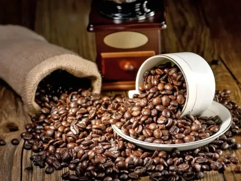 Sai lầm khi pha cà phê khiến người đàn ông 50 tuổi suy thận 0