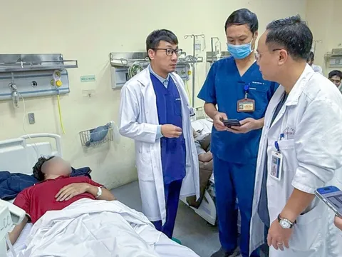 Bộ Y tế yêu cầu dồn lực cứu chữa nạn nhân vụ cháy nhà 3 tầng ở Hà Nội 0