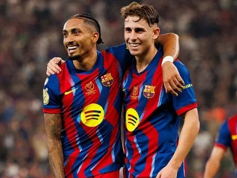 Barcelona vào chung kết sau trận thắng 5-0