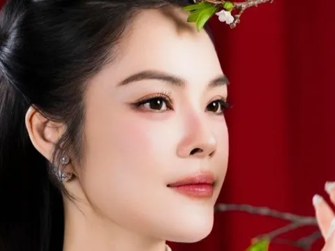 Sao Việt: Hoa hậu Hà Trúc Linh mặc gợi cảm, diễn viên Dương Cẩm Lynh rạng rỡ với áo dài