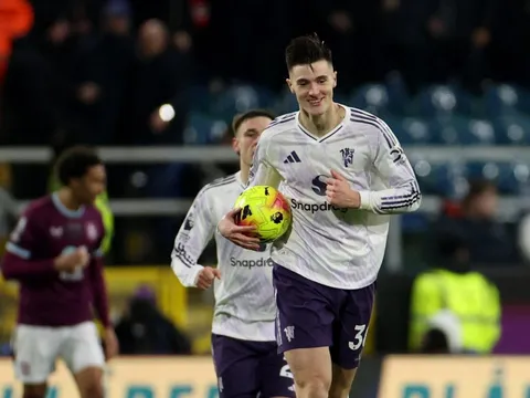 CĐV MU tin Amorim kìm hãm Sesko