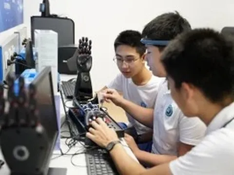 Trung Quốc tăng tốc chuyển đổi giáo dục số