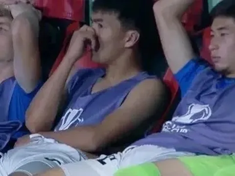 Cảnh trái ngược gây sốt ở trận thắng của U23 Việt Nam